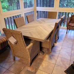 Beachcroft Outdoor Dining Set