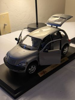 Maisto Chrysler PT Cruiser Die-Cast Model Car