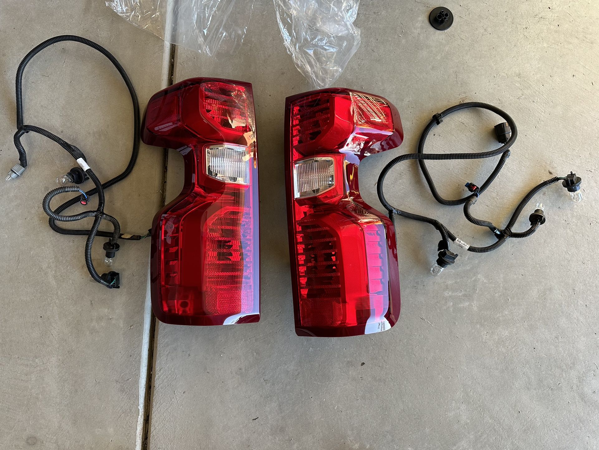 2020 OEM Silverado Tail Lights (Non LED) W/ Harness