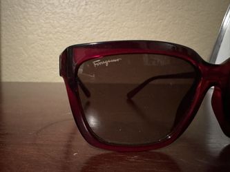 ferragamo sunglasses