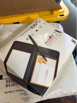 Nintendo DS, DSI XL + Games