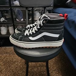 Slightly Used Mens Size 11 Vans High M.T.E. 