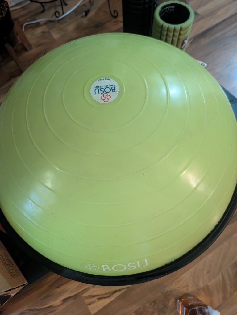 Bosu Balance Trainer