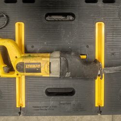 DeWalt Corded Sawsall