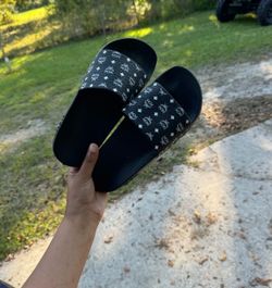 Men’s Mcm slides