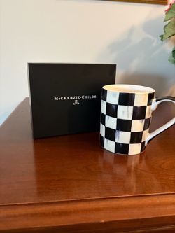 MacKenzie-Childs Courtly Check porcelain mug - new in box
