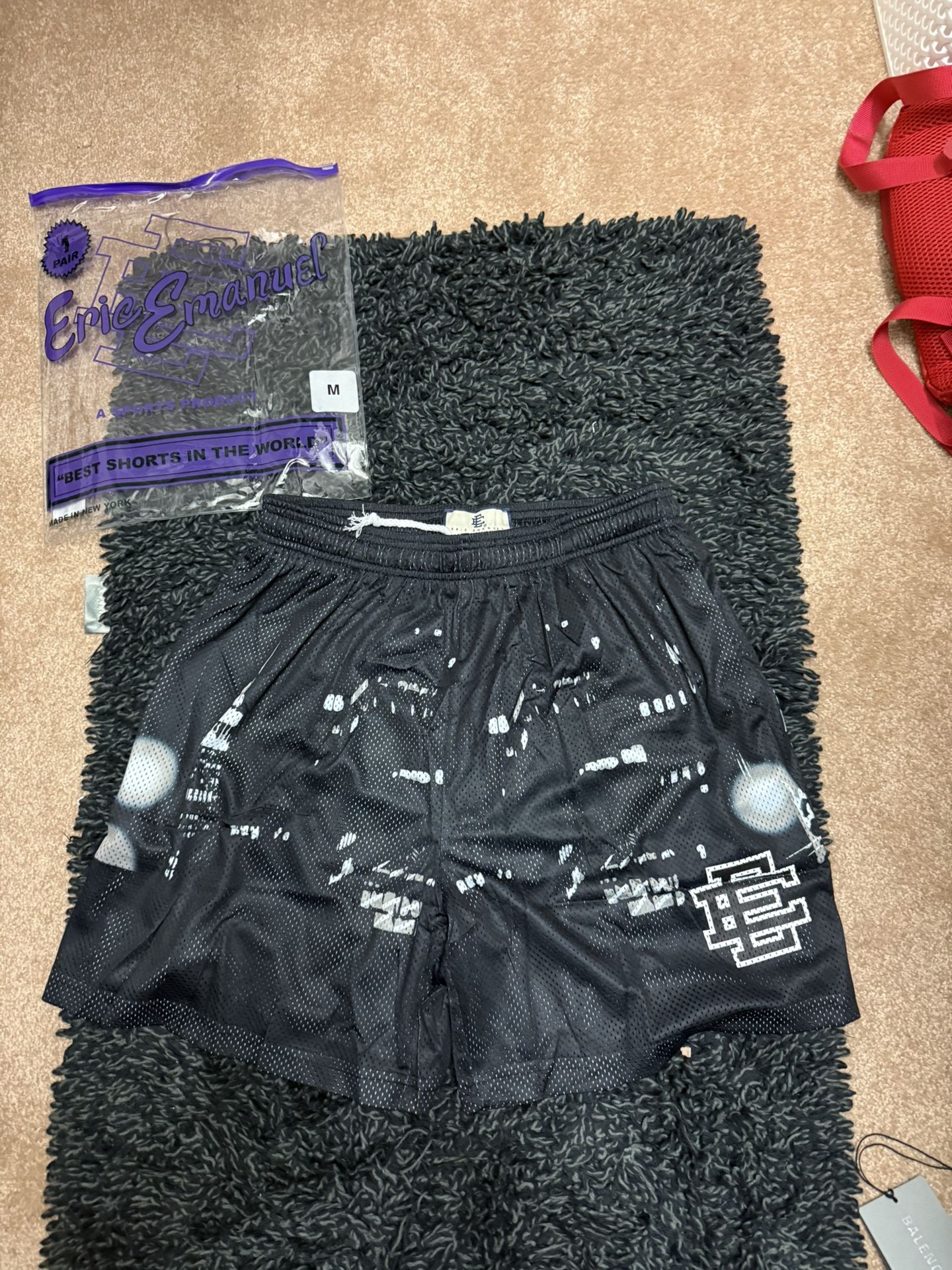 Ee shorts City