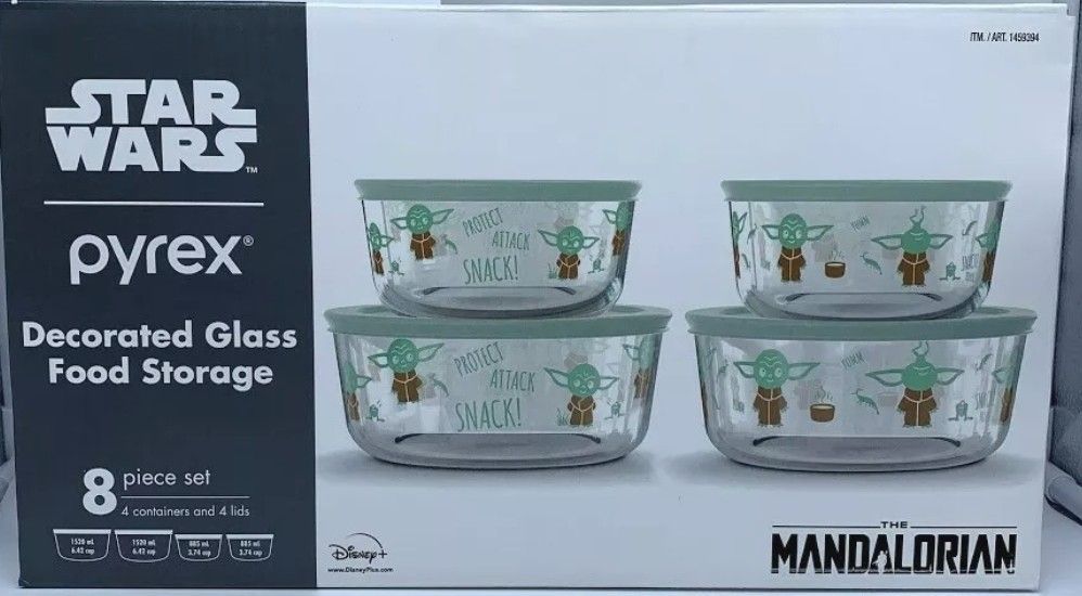 Pyrex Disney Star Wars The Mandalorian The Child “Baby Yoda” 8 Piece Decorated Glass Food Storage Set - 4 containers with 4 lids.