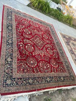 Hand knotted wool Persian rug