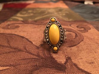 Beautiful Silver Ring with Yellow Stone Size 5-10 NEW