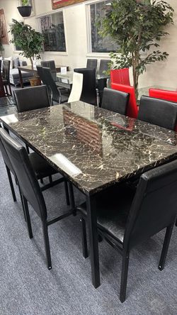 New six piece table and chairs with free delivery, Pay on arrival