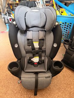 Evenflo Gold Revolve 360 Moonstone All in One Convertible Car seat - Barely Used