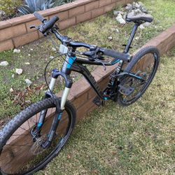 2016 Giant Trance 3 Full Suspension Mountain Bike