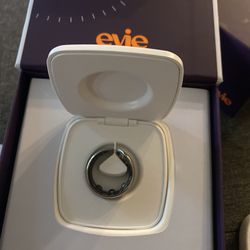 Size 7 Evie Ring