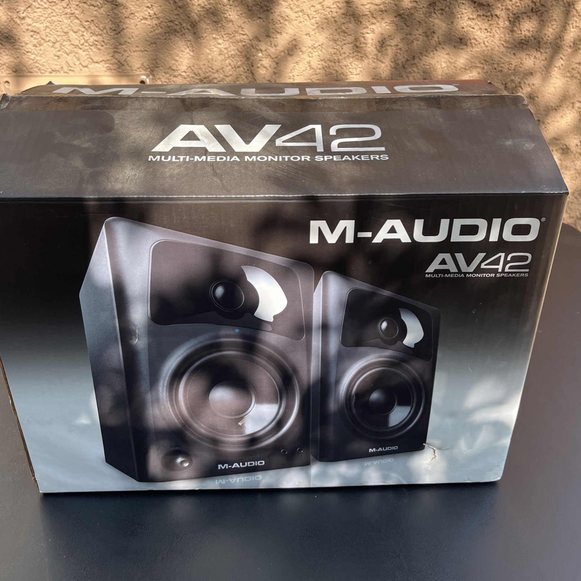 M-Audio AV42 Speakers