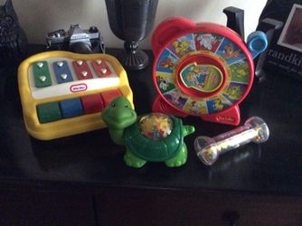 Lot of 4 vintage toys 1990