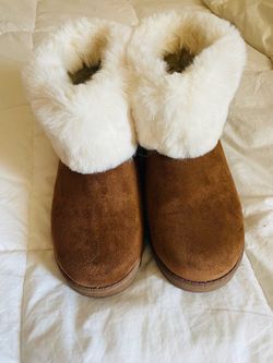 Chestnut suede ankle boots women’s size 8