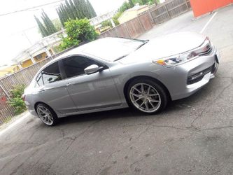 Window tint & Vinyl Wraps!