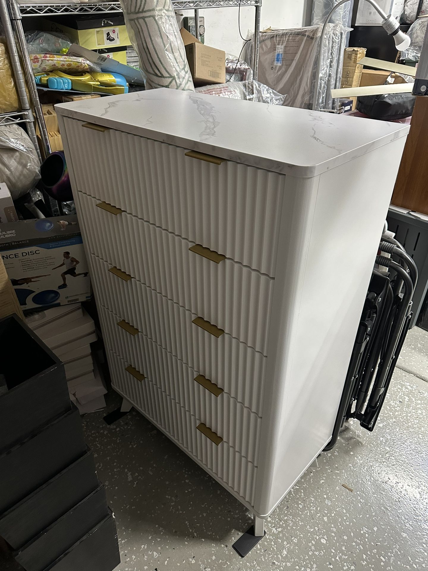 5 Drawer Chest - New Condition 