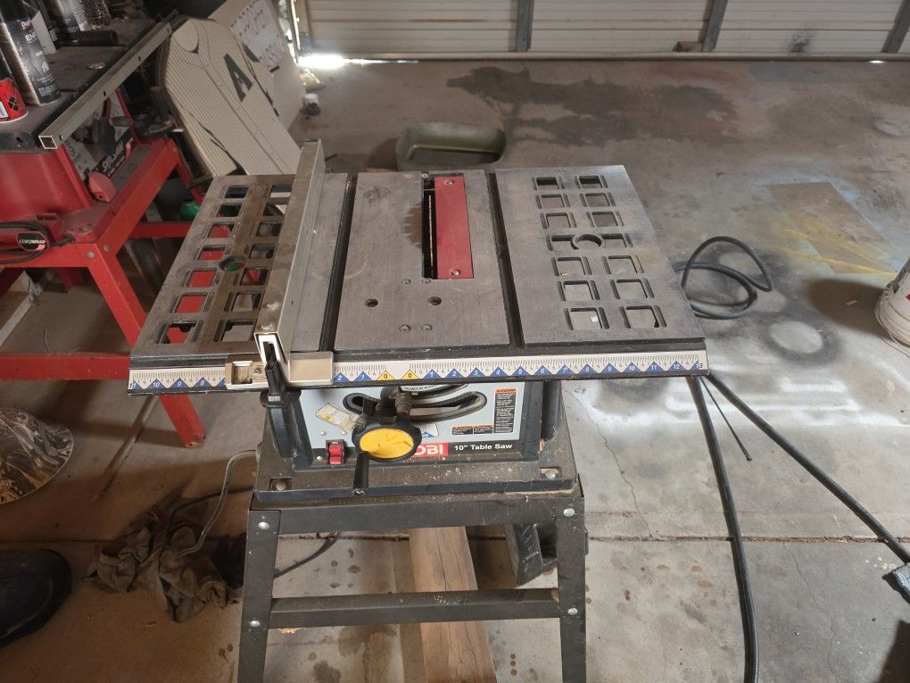 Robin 10 Inch Table Saw