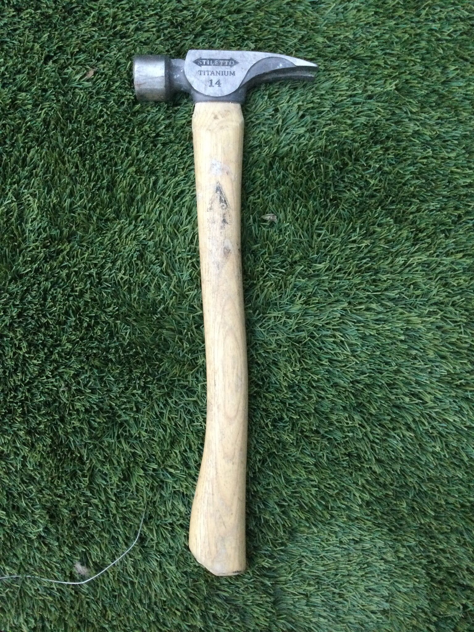 HAMMER STILETTO TITANIUM 14"! USED ONLY SOMETIMES!! IN GREAT CONDITION!