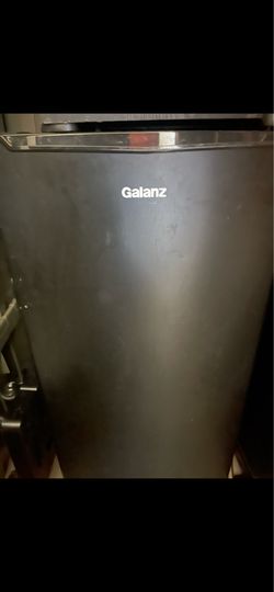 Galanz Mini Fridge