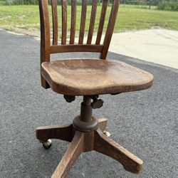VINTAGE ANTIQUE INDUSTRIAL STEAMPUNK WORKSHOP WOODEN SWIVEL CHAIR DYE WORKS 10584