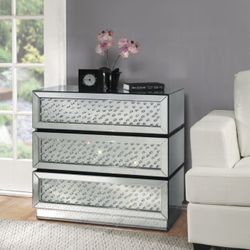Mirrored console table with 3 drawers brand new in box firm price $259