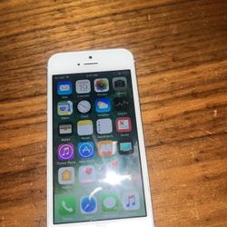 iPhone 5 Factory Unlocked 32GB