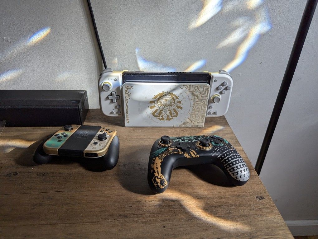 Special Edition Legend Of Zelda OLED Switch