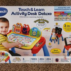Touch & Learn Activity Desk Deluxe