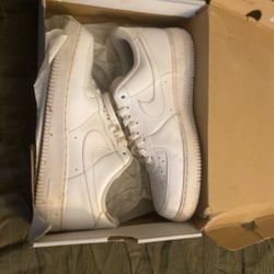Nike Air Force 1