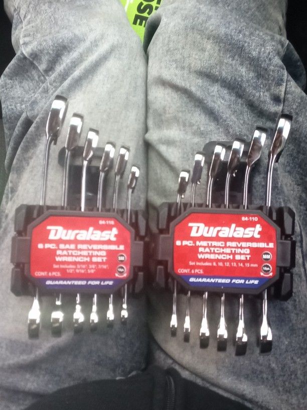 2 Duralast Reversible Ratcheting Wrench Sets, SAE & Metric