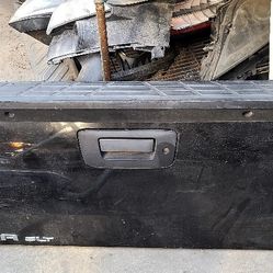 2008-2009-2010-2011-2013 GMC sierra Tailgate Cover
