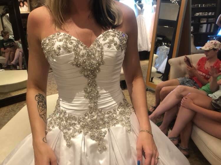 Allure Wedding Dress Size 4