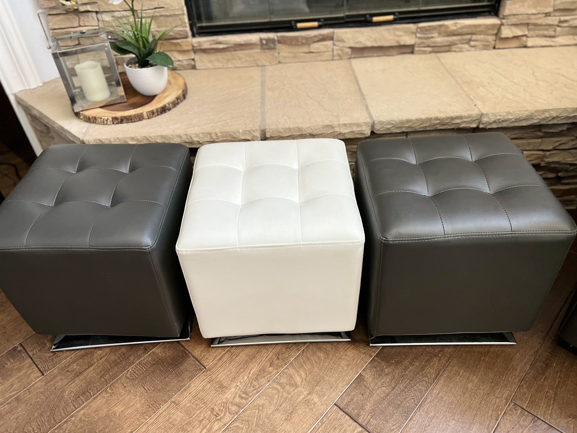 Macro Modern Graphite Swivel Ottoman/Stools