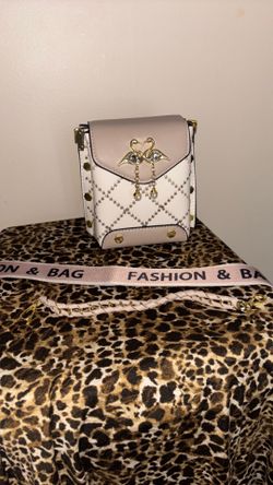 Purse w/ Accessories