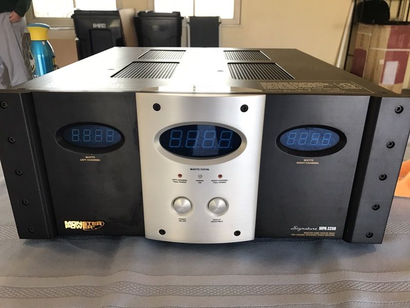 Monster MPA 2250 SS 2 Channel Power Amplifier