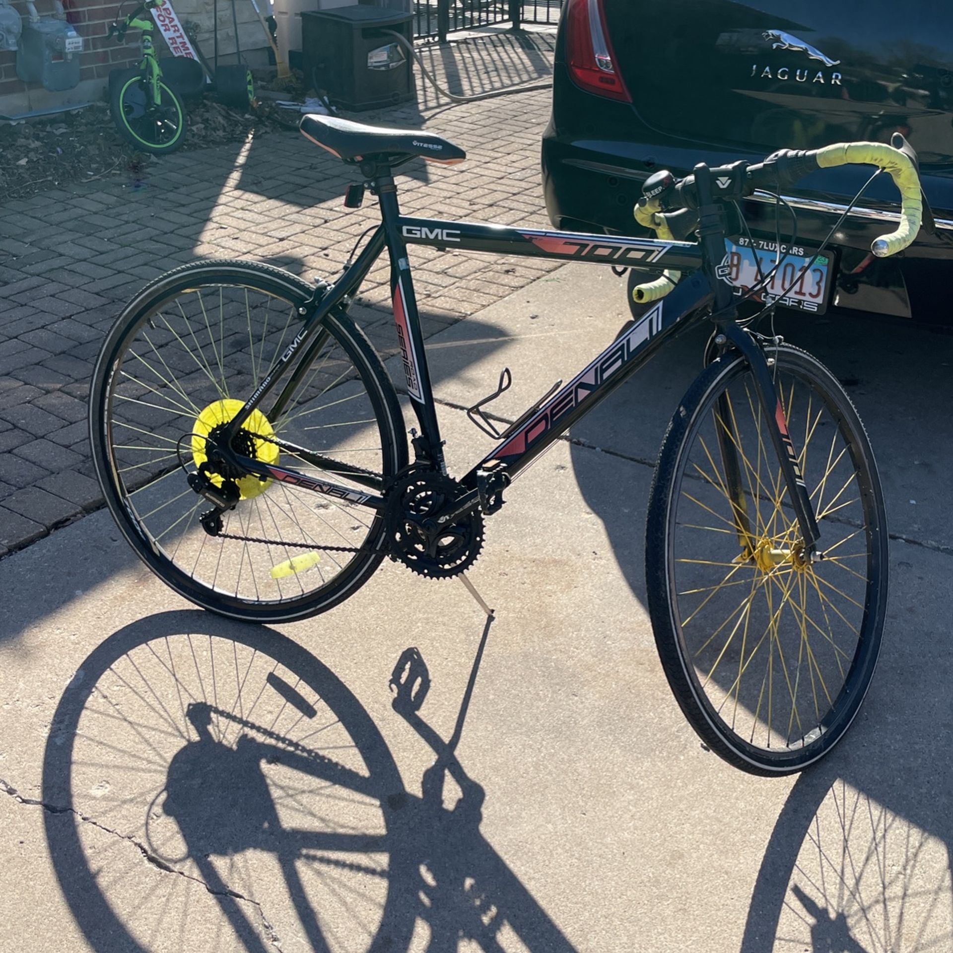 700c denali road bike 2025