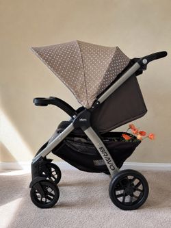 Chicco Bravo Stroller – Trendy Polka Dot Colorway 🌸