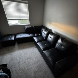 Black leather Couch 
