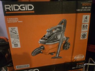 Ridgid 4 Gallon 5 HP Shop Vac