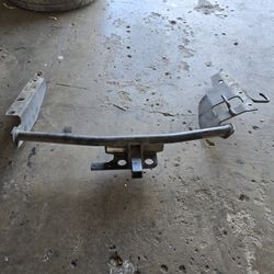 Honda Crv. Trailer Hitch 2 Inch