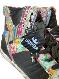 Supra skytop floral top