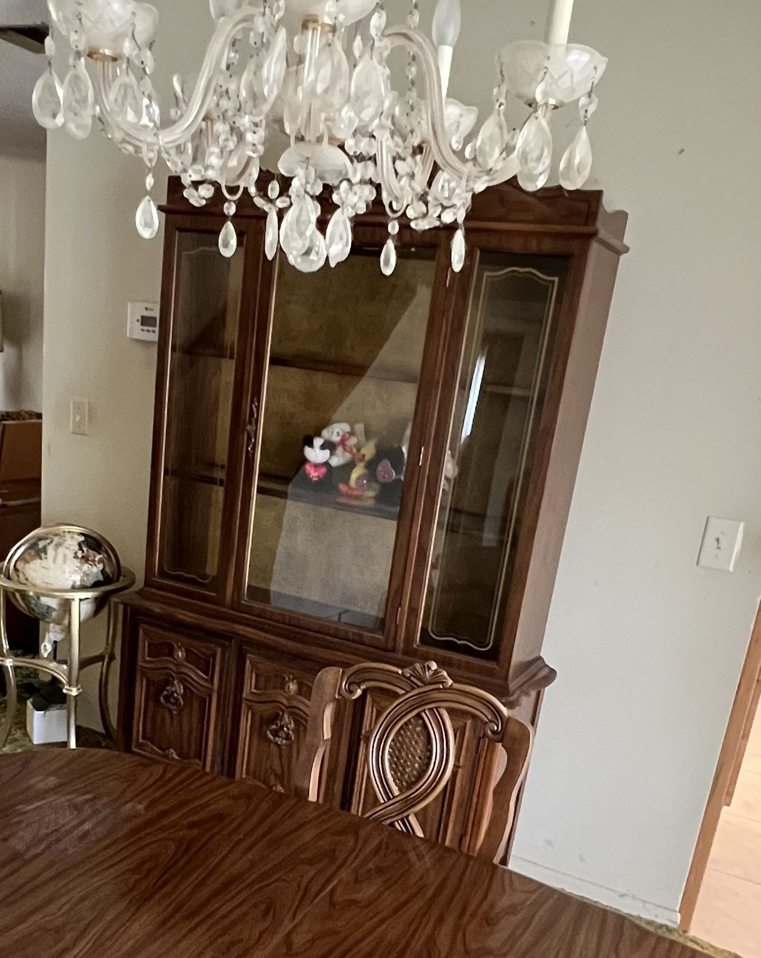 China  Cabinet