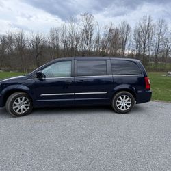 Chrysler Town And Country 2013