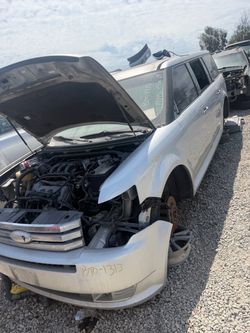 2011 ford flex for parts only