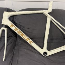 Madone SLR Gen 8 Project One