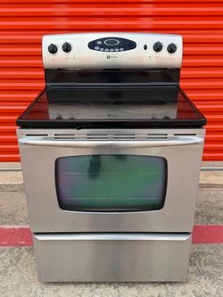 Maytag Electric stainless steel Stove