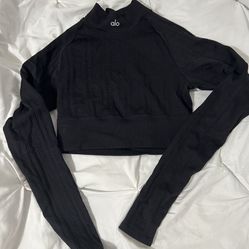Alo Cableknit shirt